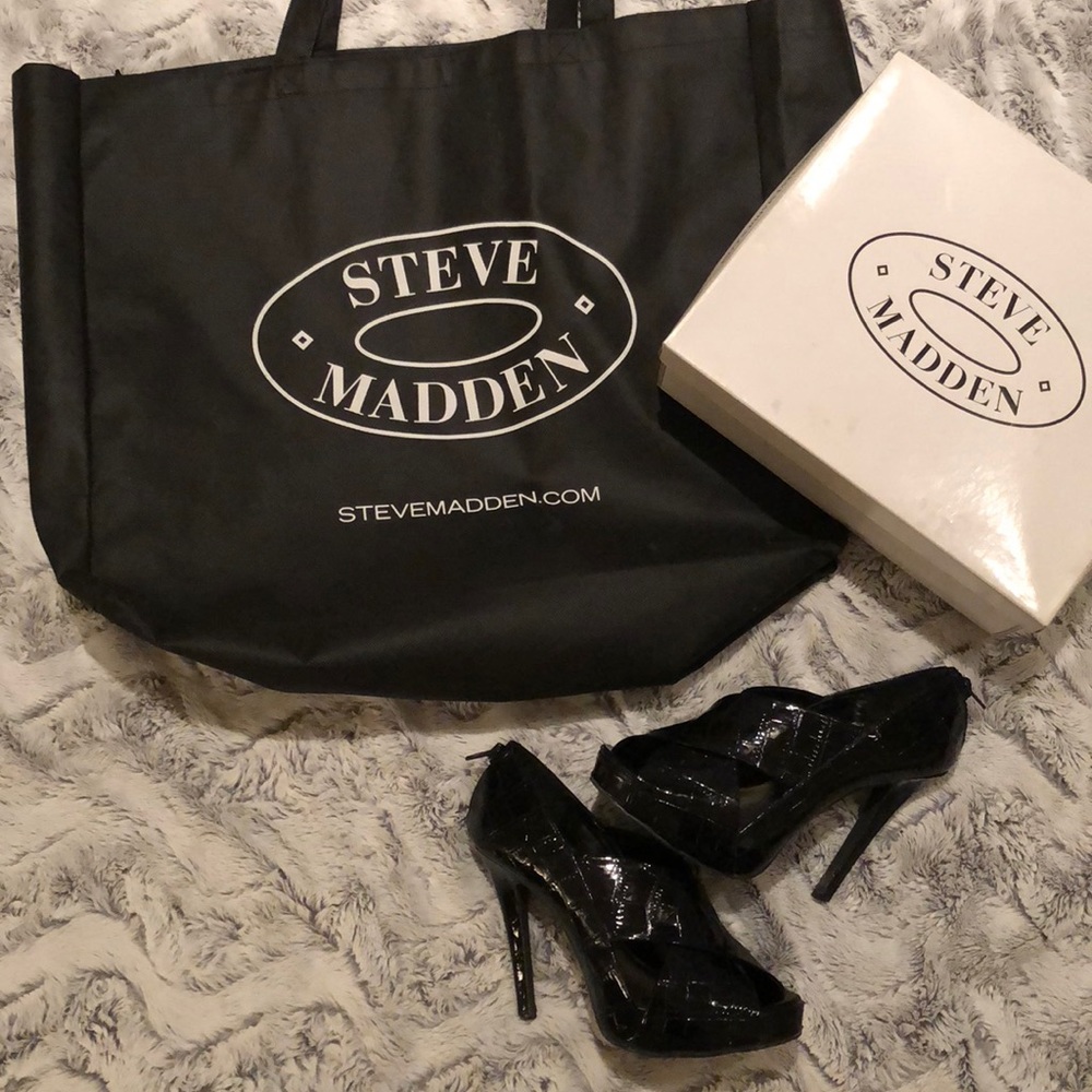 Steve Madden Black Croc Heels + TOTE